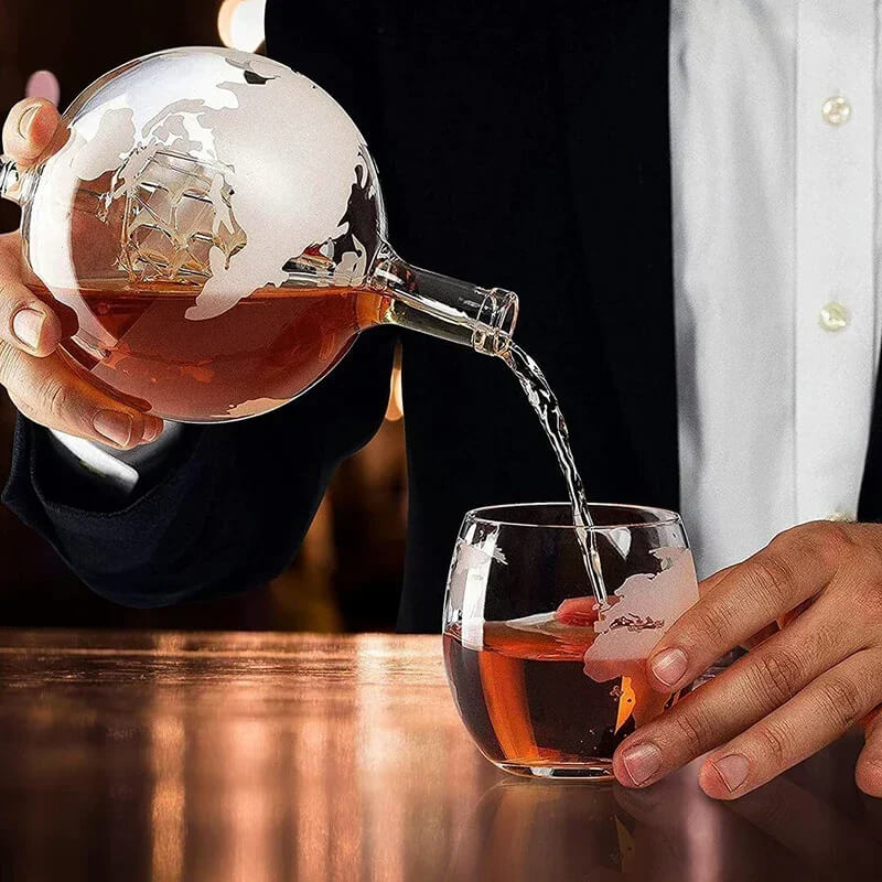 Decanter Whisky Globo Terrestre de Vidro + 2 Copos Mapa Mundi - Utilidades Casa