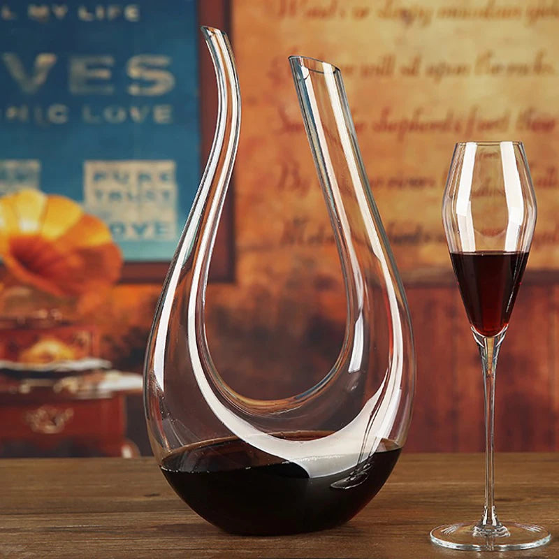 Decanter de Vinho em Formato de U